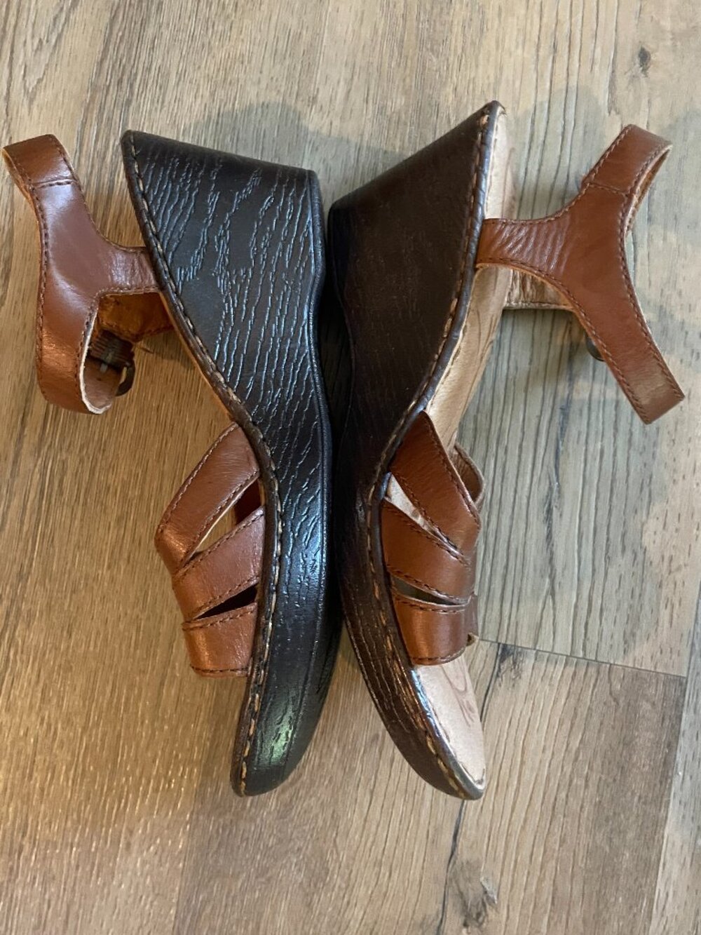 Born Women's CIL12 Brown Leather Wedge Sandal Shoes Size: 7 - Picture 6 of 10